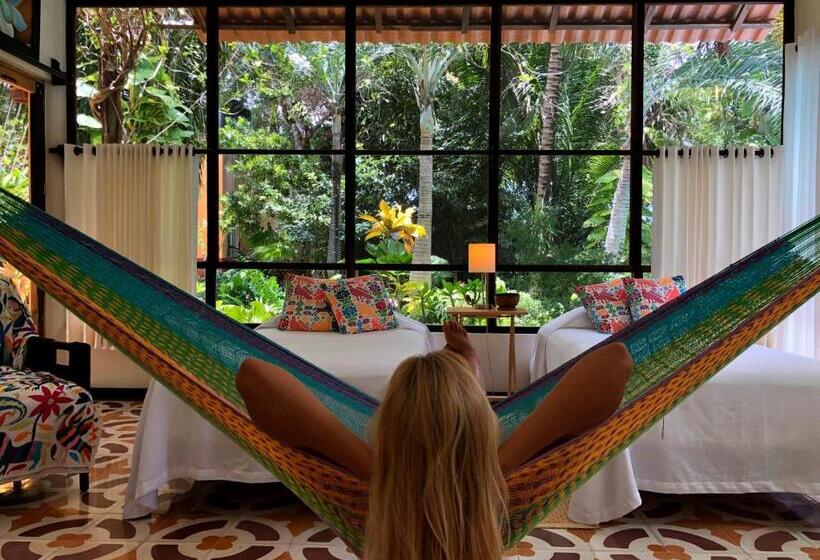 스탠다드 방갈로, Casa Kin33