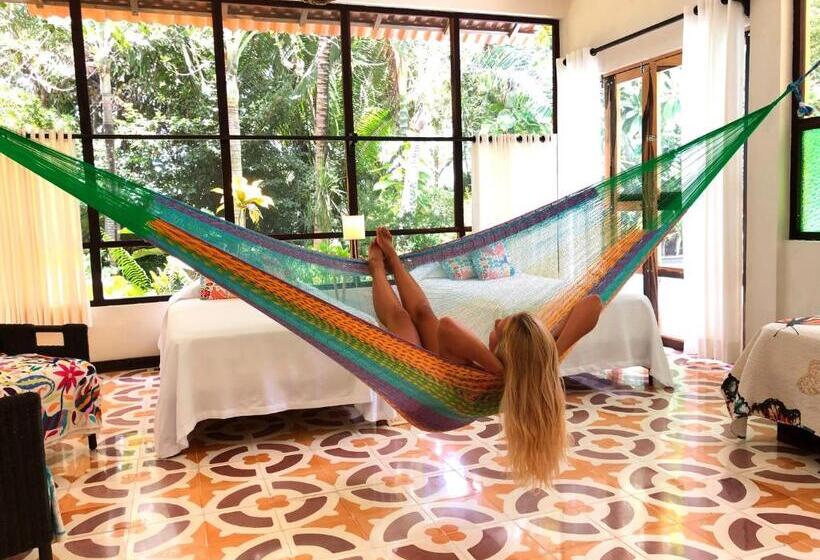 스탠다드 방갈로, Casa Kin33