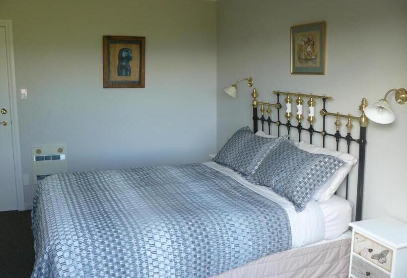 Номер Стандарт Вид на Сад, Omaka Heights Countrystay