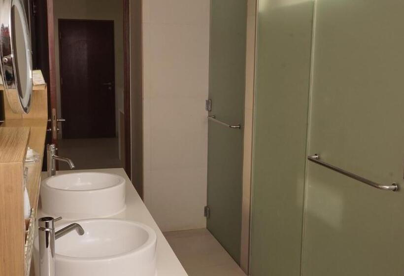 سوییت, Costa Pacifica Resort