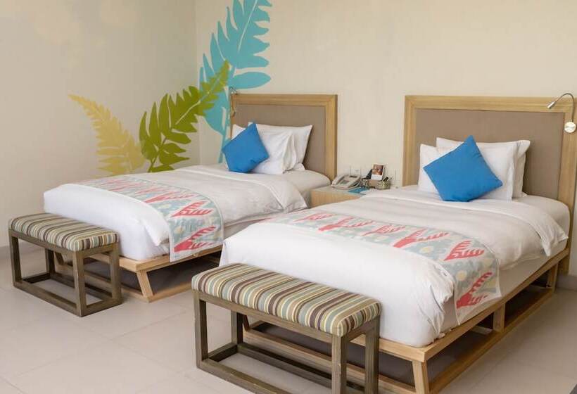 سوییت, Costa Pacifica Resort