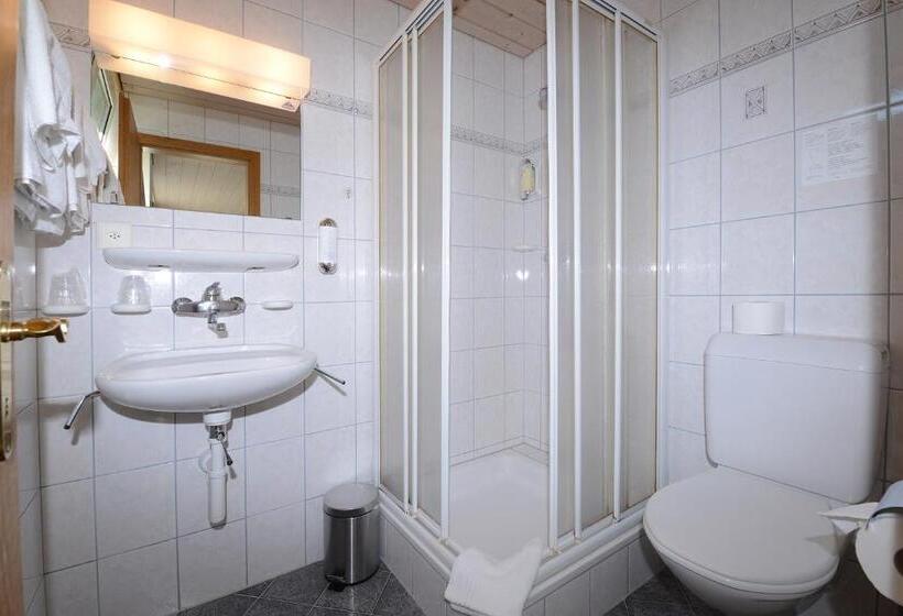 اتاق استاندارد, Garni Rössli