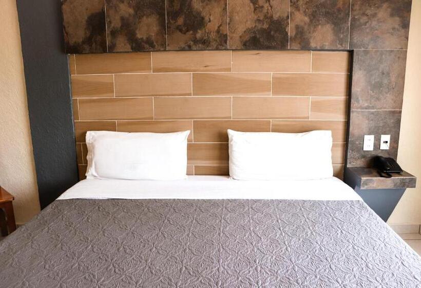 חדר סטנדרט, Gina