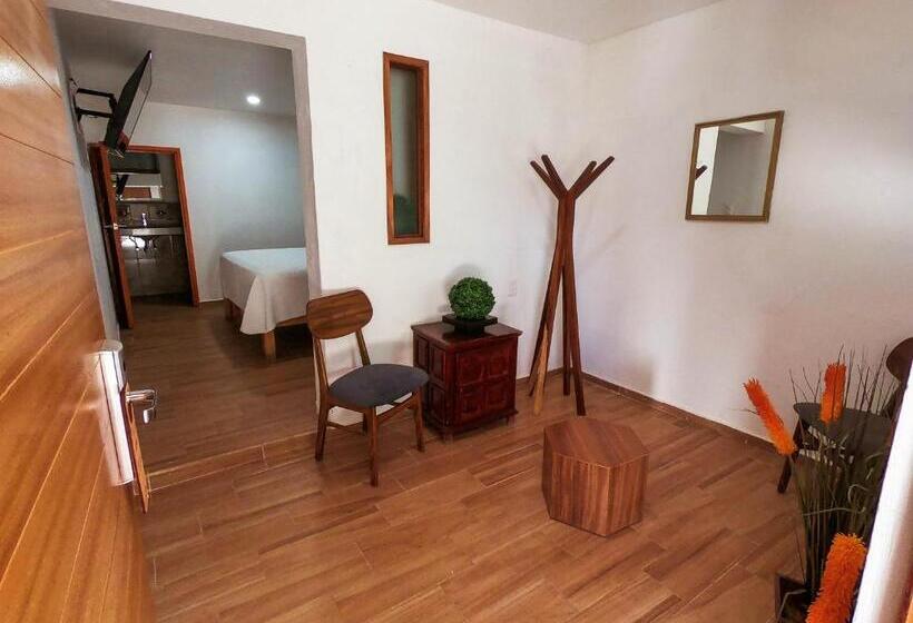 디럭스 룸, Real Carretero