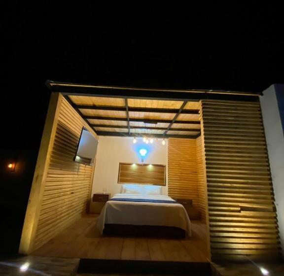 샬레, Real Carretero