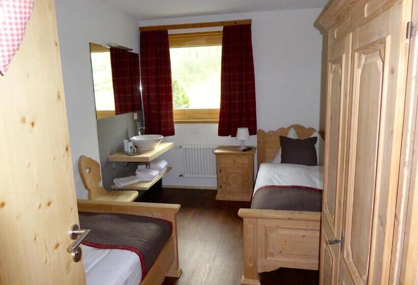 Standard-huone Jaettu Kylpyhuone, Roseg Gletscher