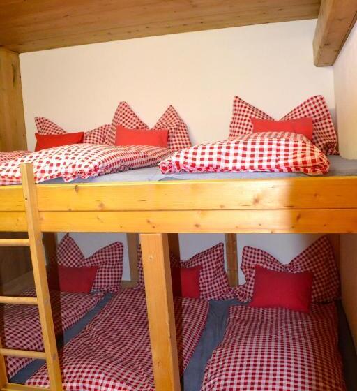 Cama em Quarto Compartilhado, Roseg Gletscher