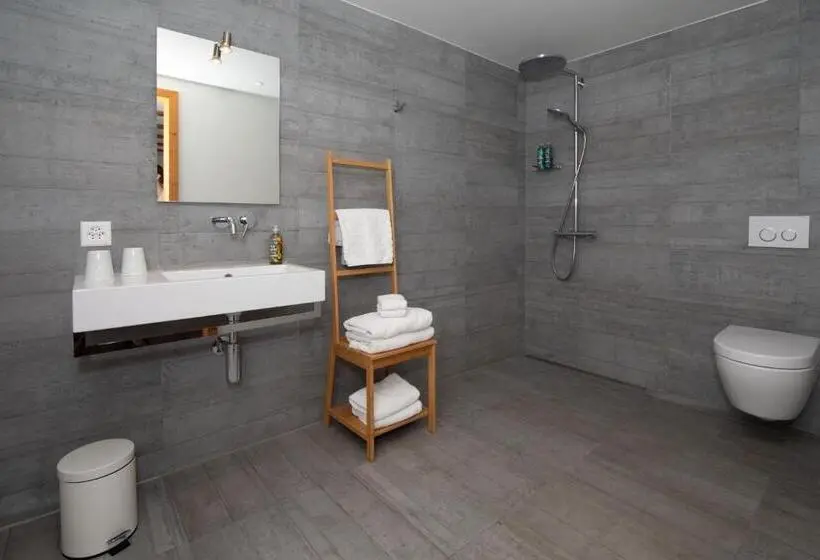 キングサイズベッドのスタンダードルーム, La Ferme De La Praz B&b