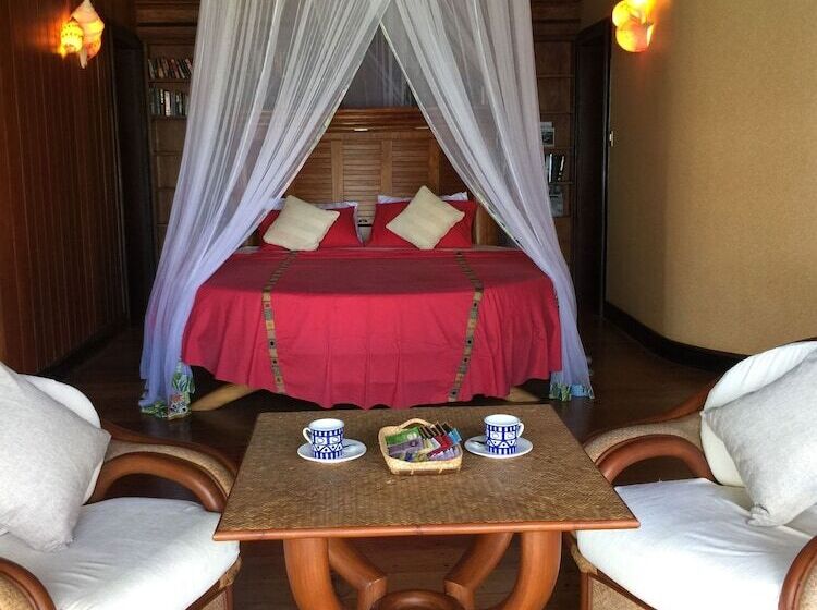 Suite Deluxe, Noanoa Island