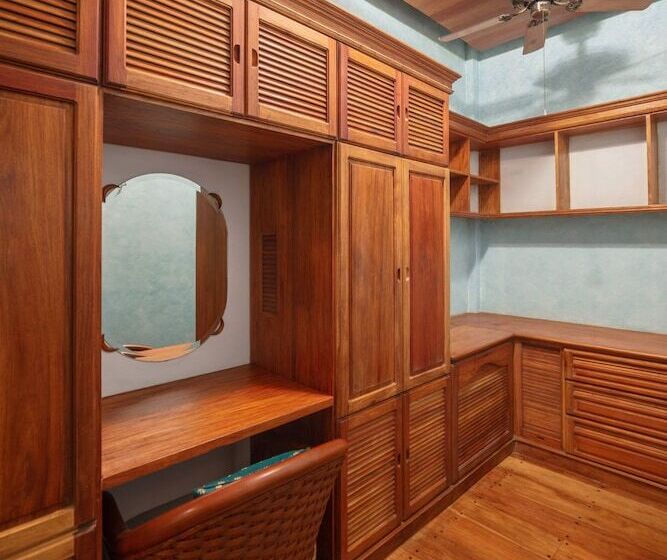 Superior Suite, Noanoa Island