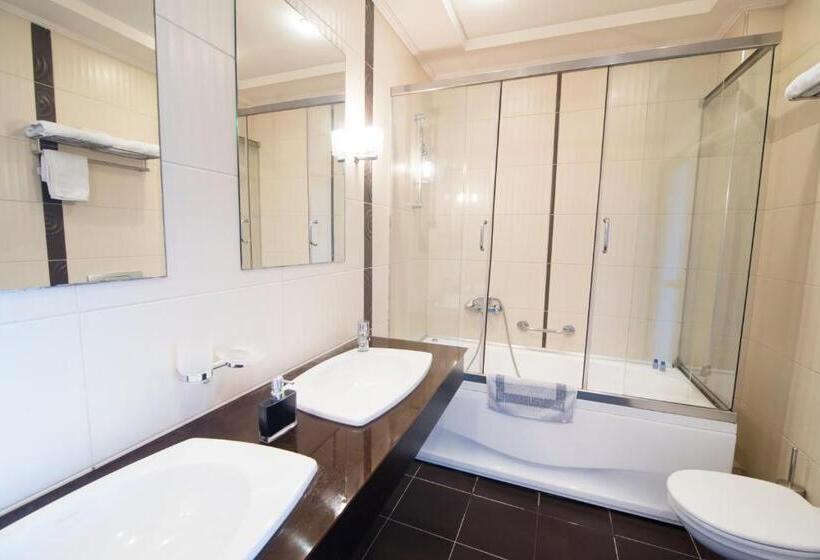 景色の見えるスタンダード４人部屋, Mistral