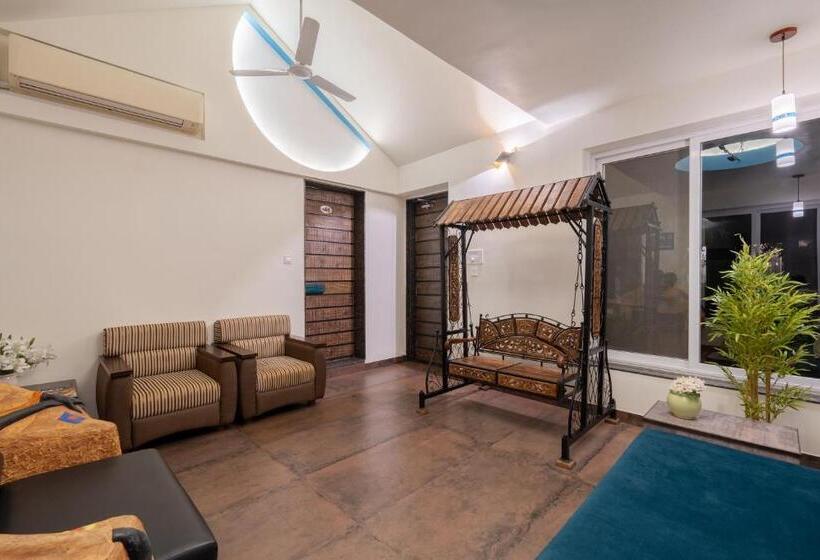 스탠다드 룸 킹사이즈 침대, Tathastu Tadoba