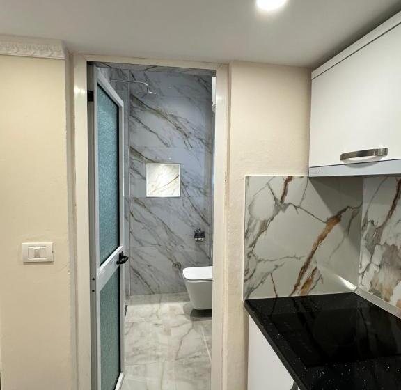 스탠다드 트리플 발코니 룸, Troy Aparthotel Durres