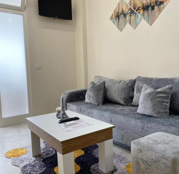 4인용 스탠다드 룸, Troy Aparthotel Durres