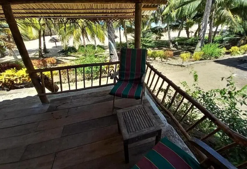 اتاق استاندارد, Moheli Laka Lodge