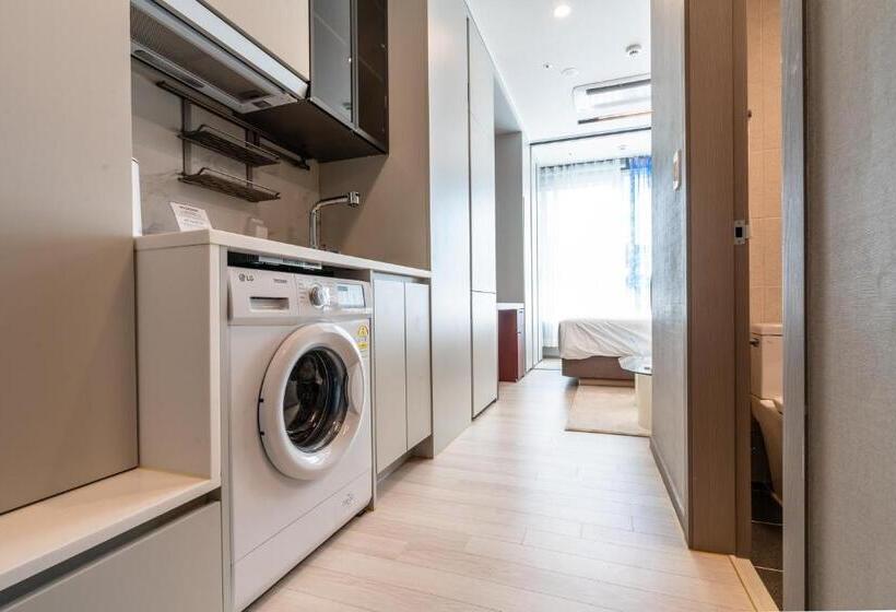 Camera Superiore, Radiant Nampo