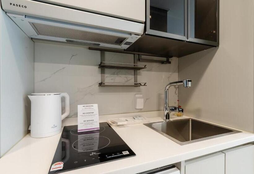 Camera Superiore, Radiant Nampo