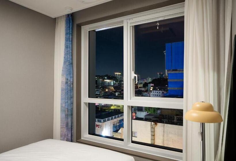 Suite, Radiant Nampo