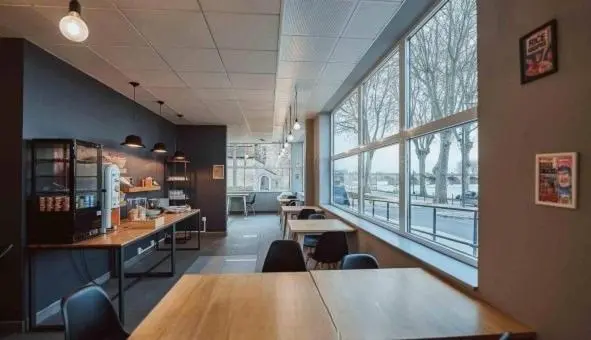 スタンダードスタジオ, Zenao Appart Hôtel Nevers Quai De Loire