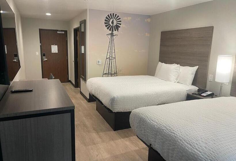 Négyágyas Standard Szoba, Clarion Pointe