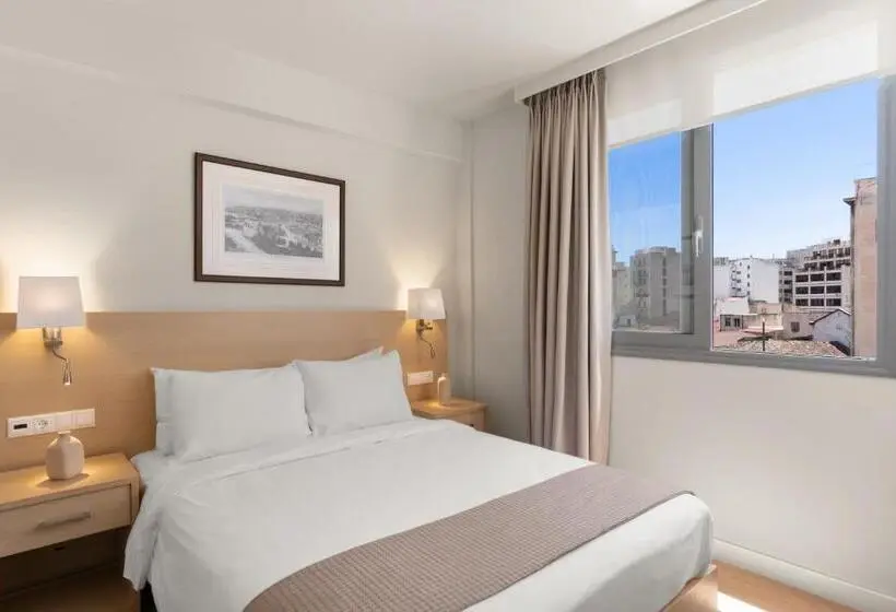 Chambre Standard Vue Ville, Gallery Central