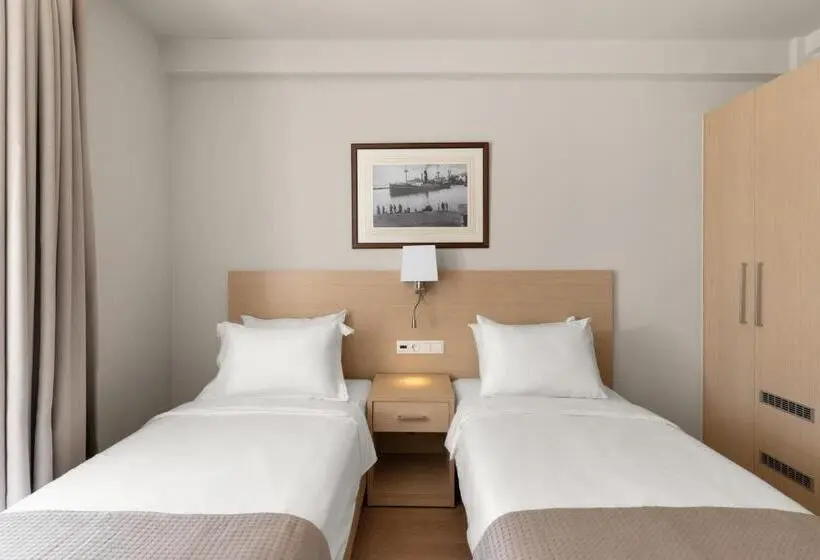 Chambre Standard Vue Ville, Gallery Central