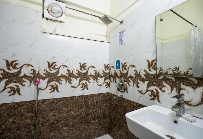 تختخواب در اتاق مشترک, Zostel Delhi