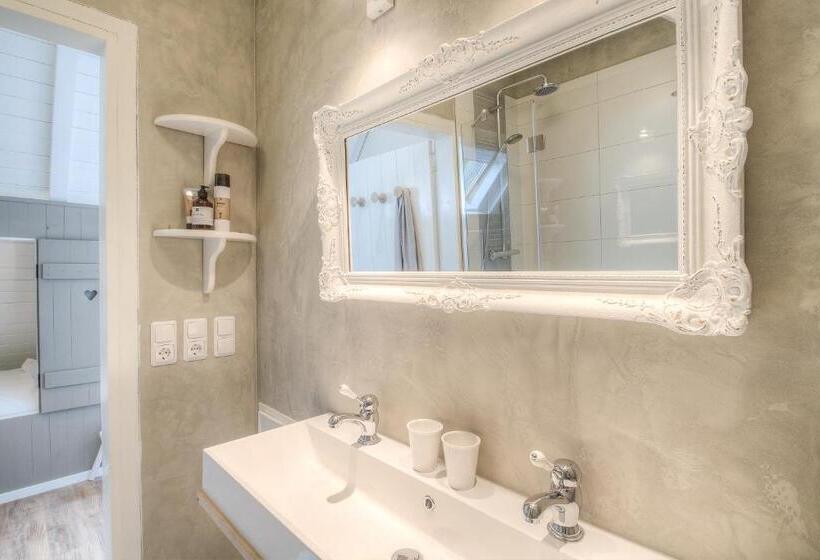 带2个卧室的公寓, Appartement De Koesfabriek Centrum Dokkum