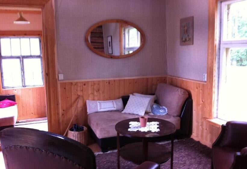 带花园景观的标准三人间, Brinkin Wanha Pappila