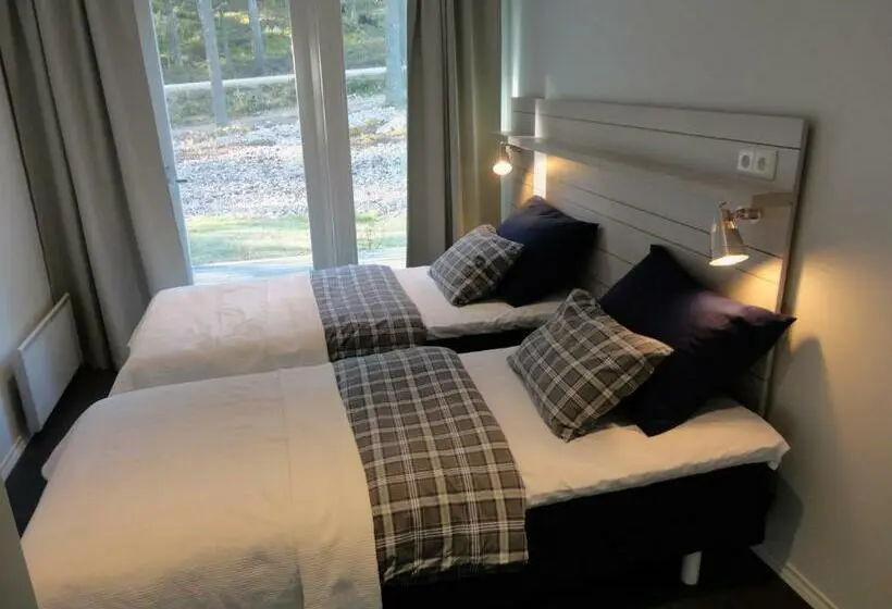 スタンダードシングルルーム, Varjola Holiday Center