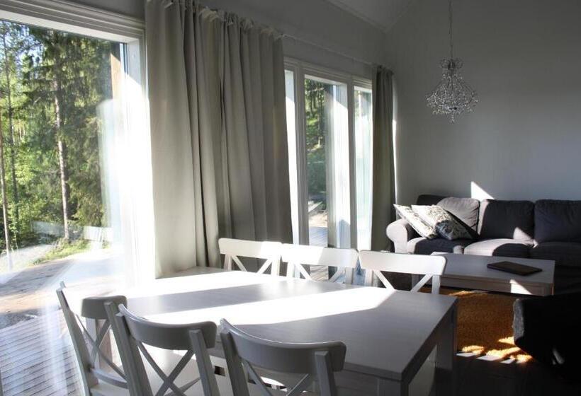 شقة غرفة واحدة, Varjola Holiday Center