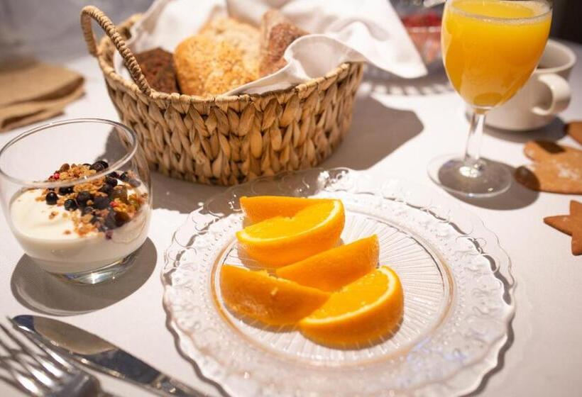 شقة غرفة واحدة, Varjola Holiday Center