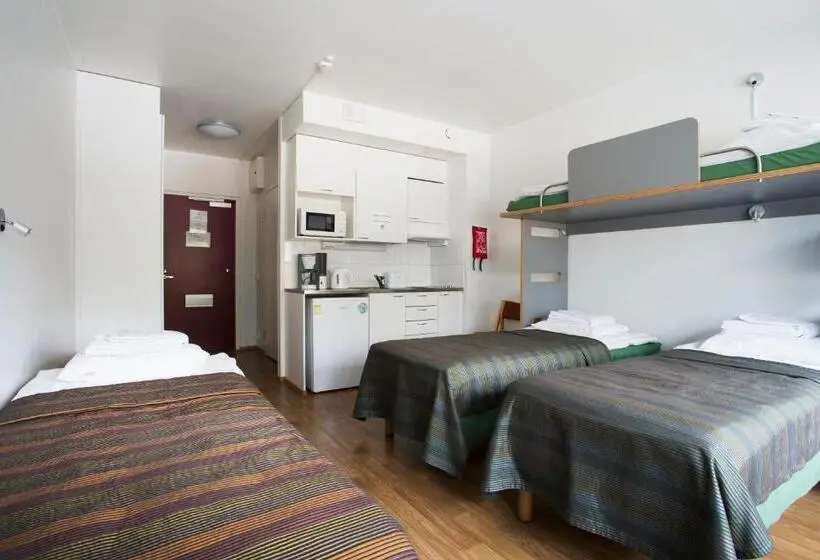 Perhehuone, Hostel Linnasmäki