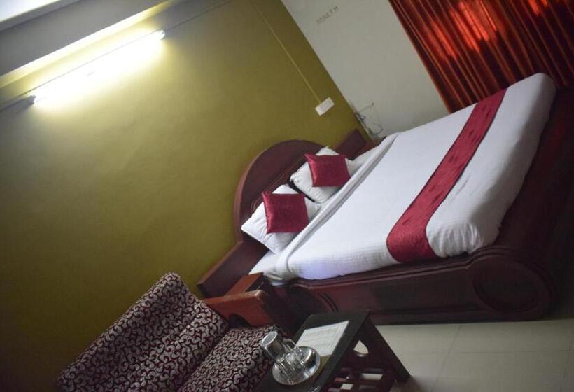 豪华房间, Caveri