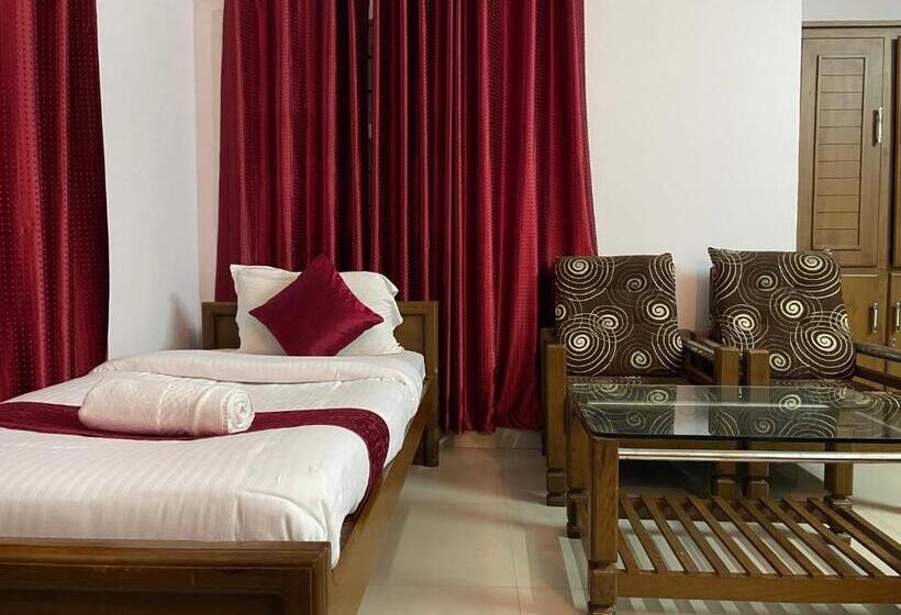 豪华房间, Caveri