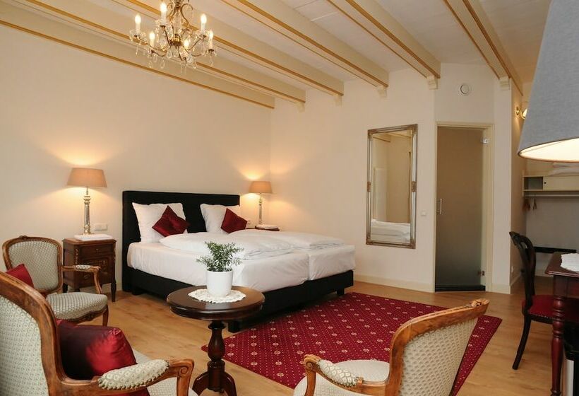 小型套房, De Gulden Waagen