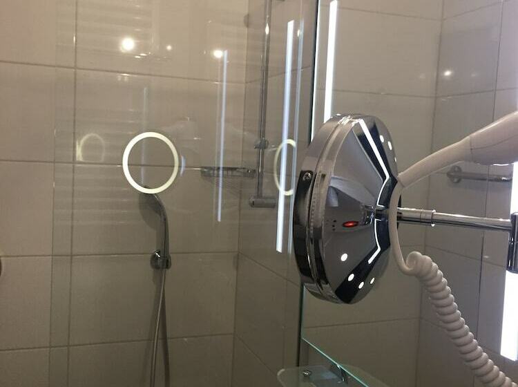 标准间, De Gulden Waagen