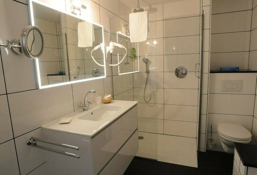 小型套房, De Gulden Waagen