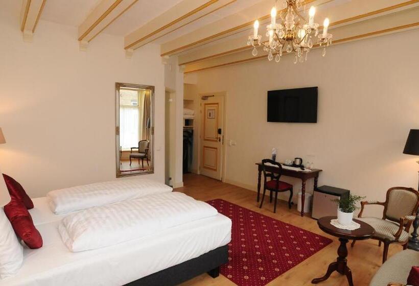 小型套房, De Gulden Waagen