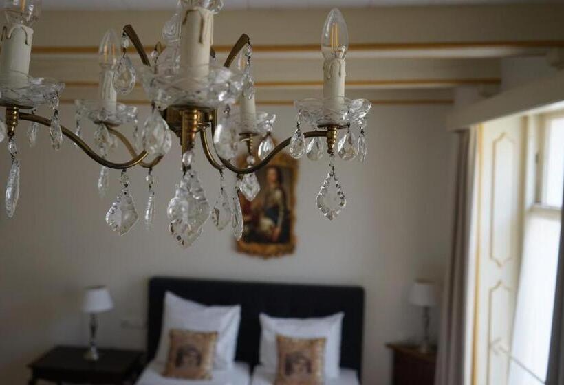 标准间, De Gulden Waagen