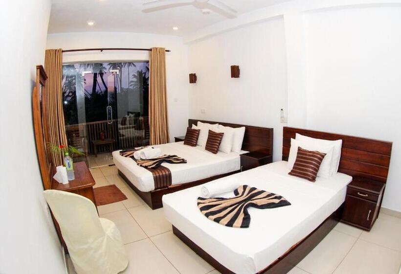 Triple Room Sea View, Dickwella Beach