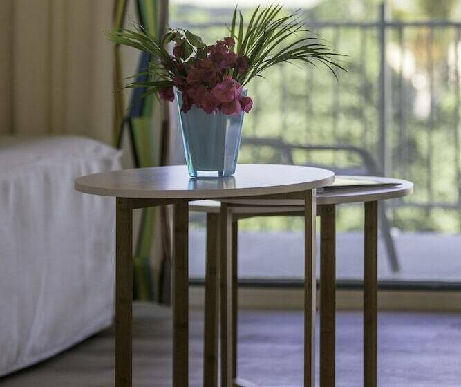 سوییت جونیور لوکس, La Playa Orient Bay