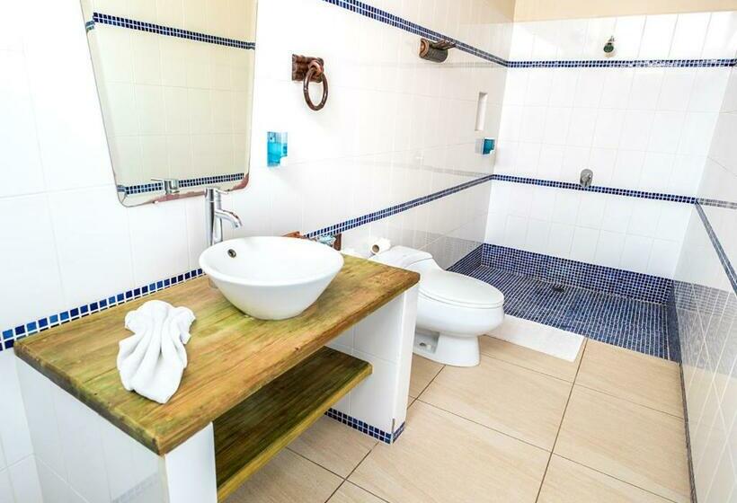 اتاق استاندارد, Nanajuana Río Dulce