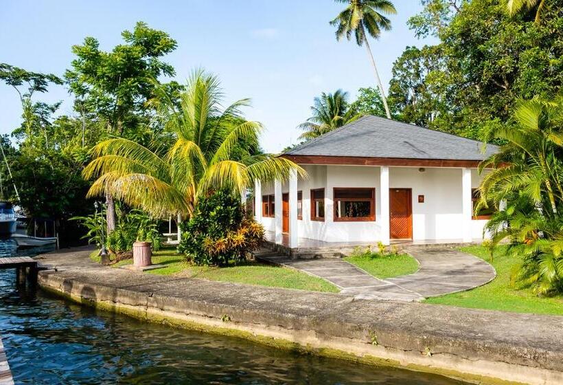 اتاق لوکس با تخت بزرگ, Nanajuana Río Dulce