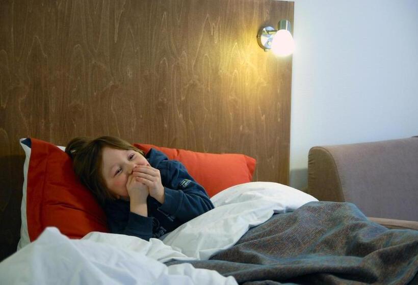 דירת חדר, Oravi Apartments