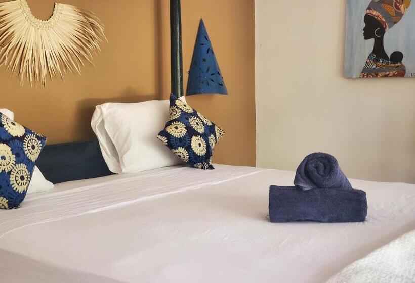 シングルデラックスルーム, Promised Land Lodge