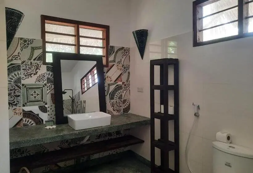 اتاق سوپریور خانوادگی, Promised Land Lodge