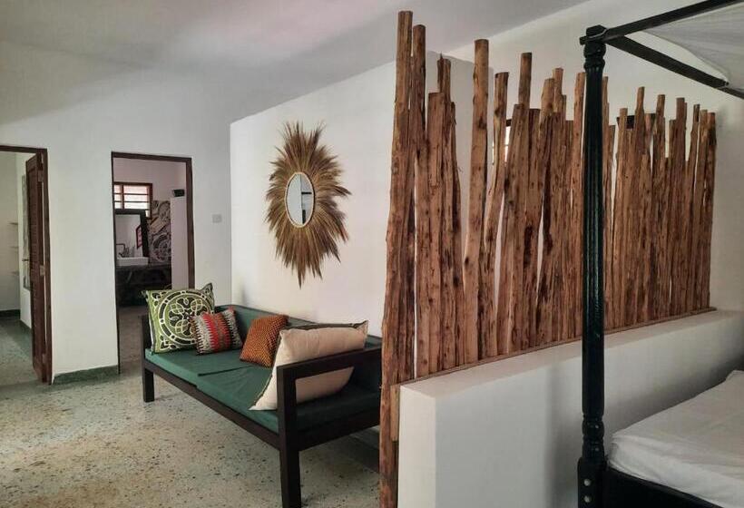 スーペリアファミリールーム, Promised Land Lodge