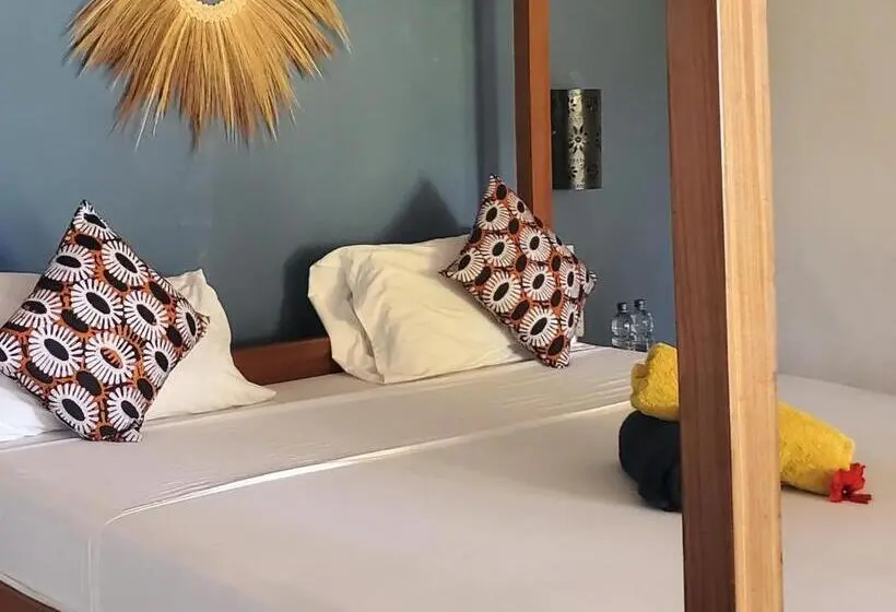 اتاق استاندارد با چشم‌انداز, Promised Land Lodge