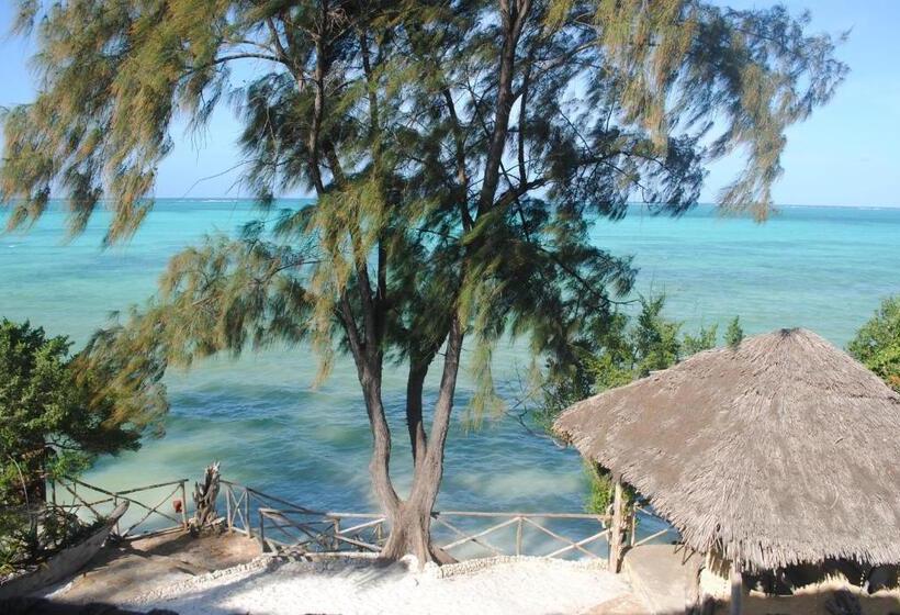 Triple Room Sea View, Seasons Lodge Zanzibar